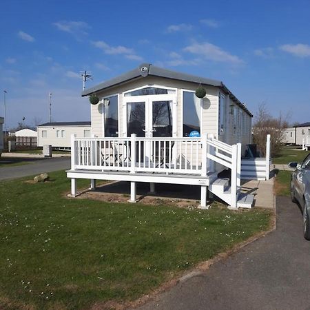 Church Farm Haven Holiday Park Pagham Exterior photo